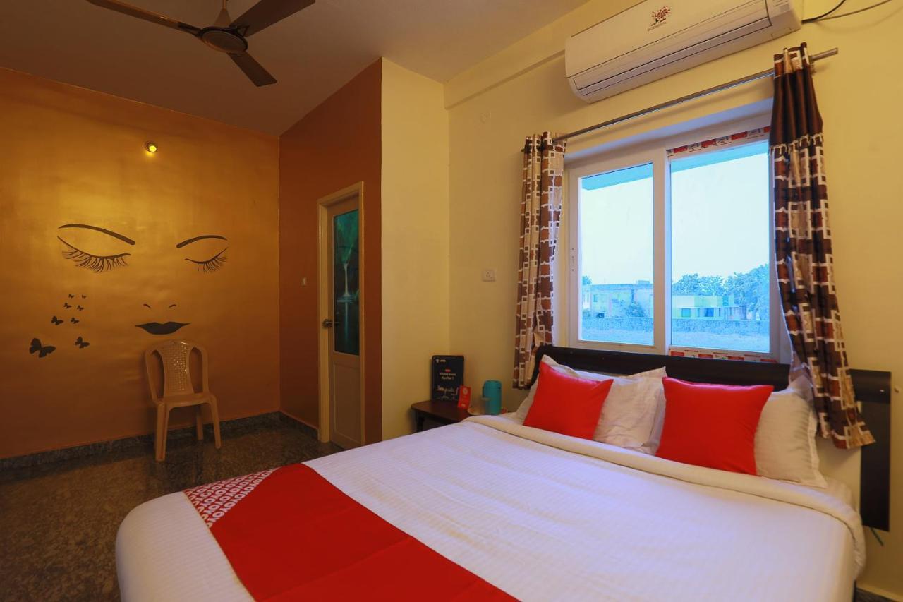 Vaccinated Staff- Oyo 38695 Peninsula Holiday Resorts Chennai Exterior photo
