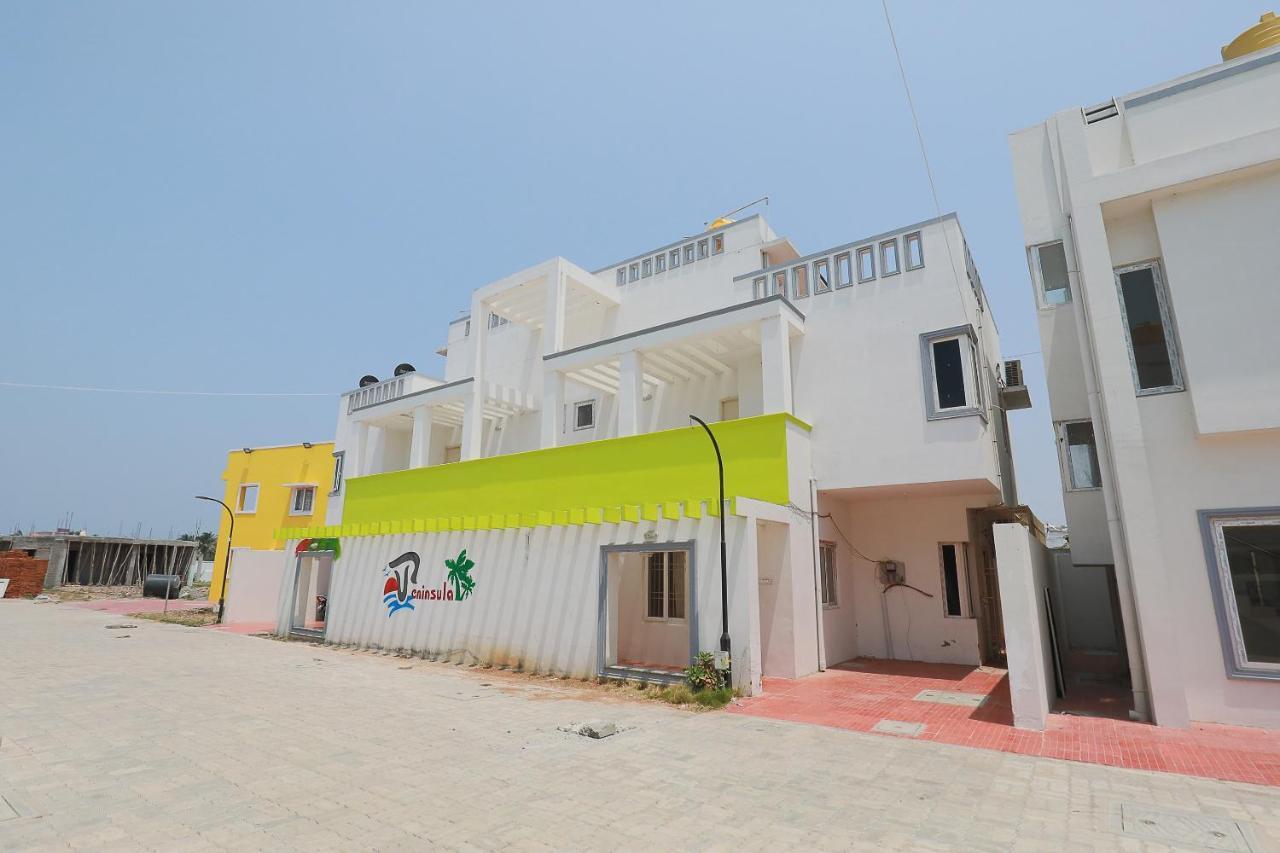 Vaccinated Staff- Oyo 38695 Peninsula Holiday Resorts Chennai Exterior photo